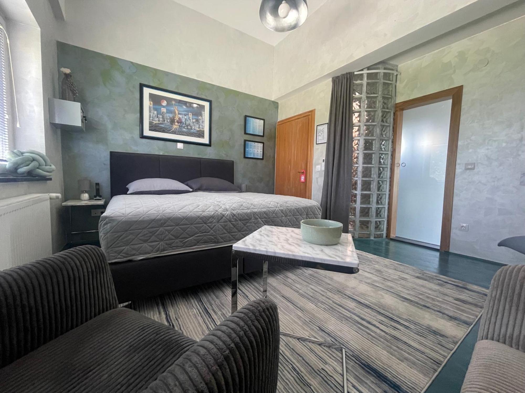 Tona - Miran Apartman - Parking - Samostalna Prijava Karlovac Zewnętrze zdjęcie