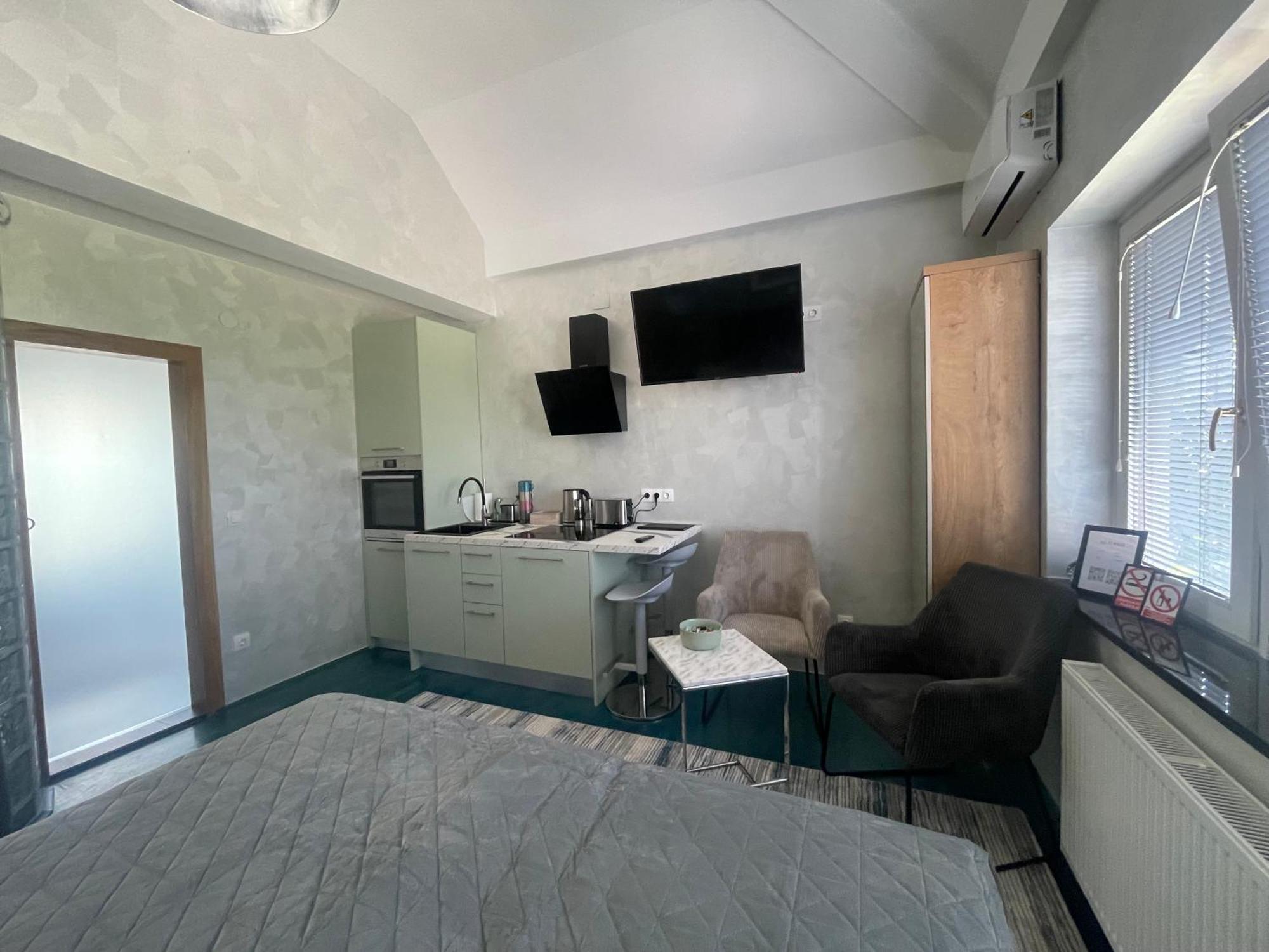 Tona - Miran Apartman - Parking - Samostalna Prijava Karlovac Zewnętrze zdjęcie