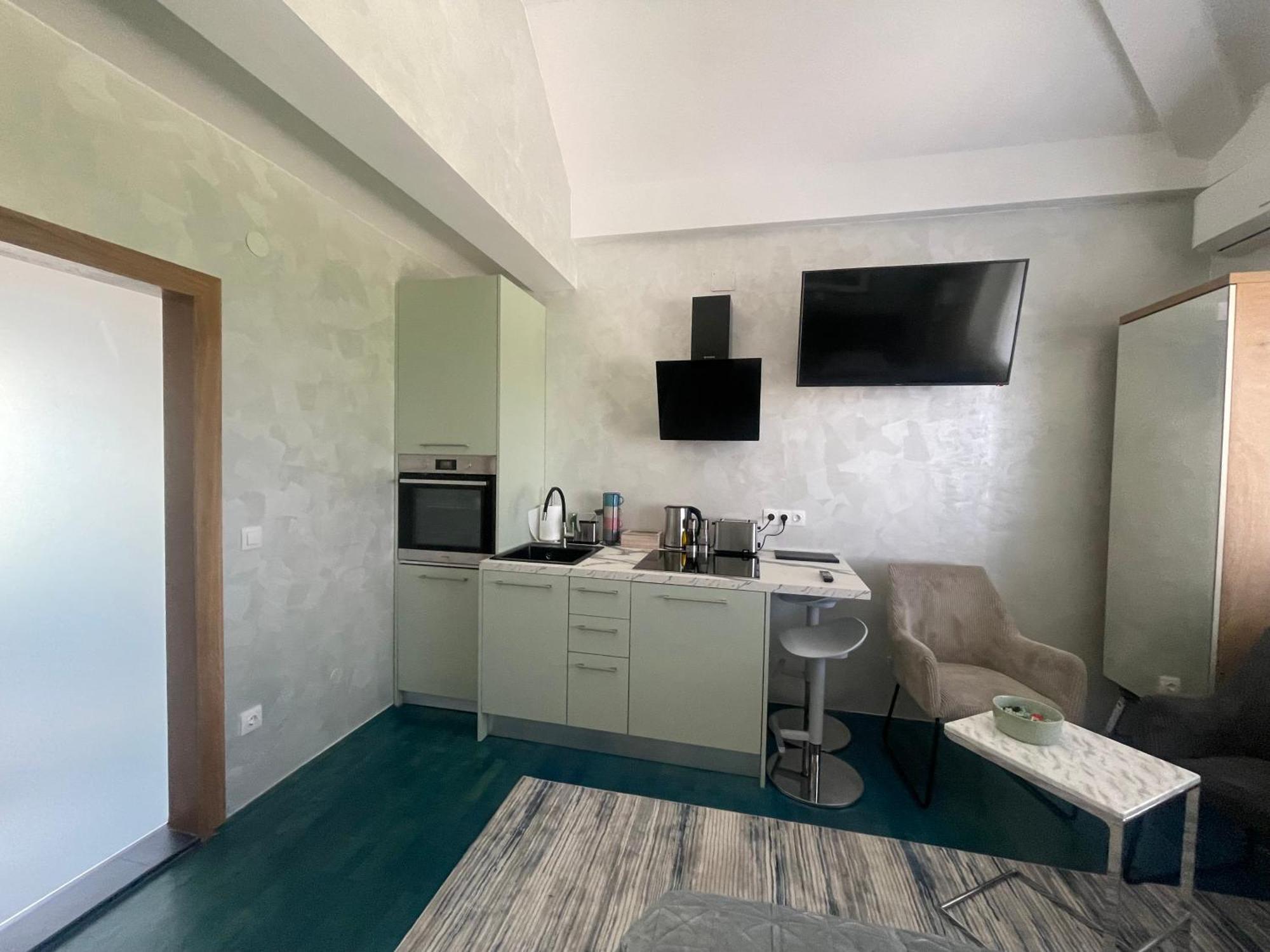 Tona - Miran Apartman - Parking - Samostalna Prijava Karlovac Zewnętrze zdjęcie