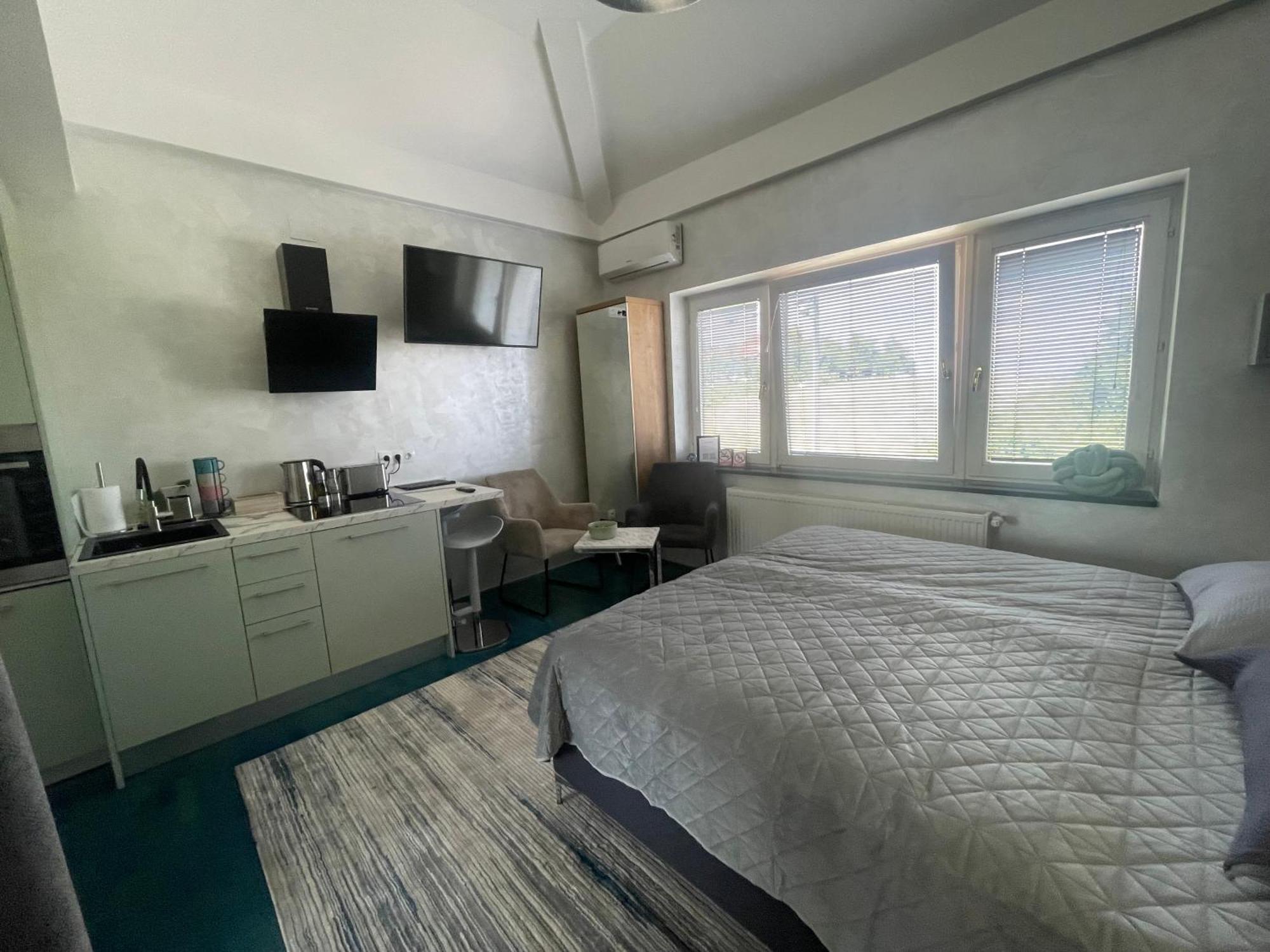 Tona - Miran Apartman - Parking - Samostalna Prijava Karlovac Zewnętrze zdjęcie